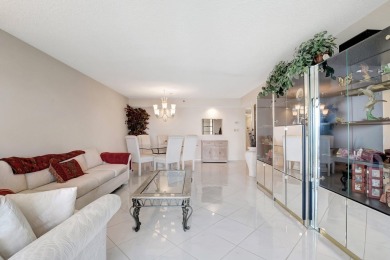 Welcome to this beautifully maintained 2-bedroom, 2-bath on Marina Lakes Golf Course in Florida - for sale on GolfHomes.com, golf home, golf lot