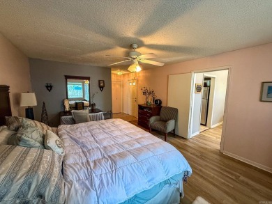 Charming Fully Furnished Villa in the Heart of Fairfield Bay! on Mountain Ranch Golf Club in Arkansas - for sale on GolfHomes.com, golf home, golf lot