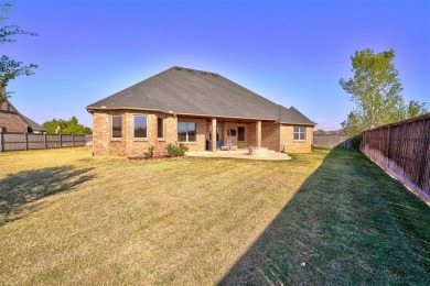 A rarity in Rose Creek with this Deer Creek Schools home for on Rose Creek Golf Club in Oklahoma - for sale on GolfHomes.com, golf home, golf lot