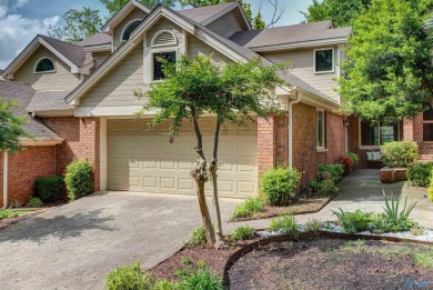 Must see this lovely condo in South HSV!  1900+ ft2, 3BR 2.5 BA on Becky Peirce Municipal Golf Course in Alabama - for sale on GolfHomes.com, golf home, golf lot
