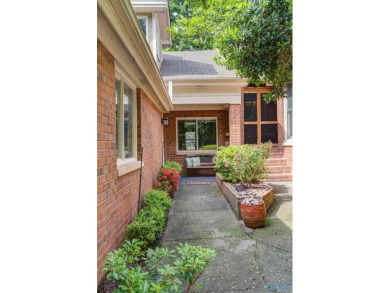 Must see this lovely condo in South HSV!  1900+ ft2, 3BR 2.5 BA on Becky Peirce Municipal Golf Course in Alabama - for sale on GolfHomes.com, golf home, golf lot