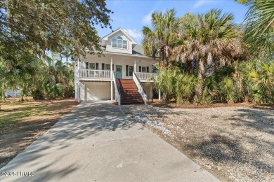 This FULLY FURNISHED 3-bedroom, 2.5-bath home on Fripp Island on Ocean Creek Golf Course in South Carolina - for sale on GolfHomes.com, golf home, golf lot