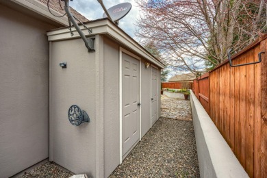 There is much to love about this home. Originally constructed by on Eagle Point Golf Course in Oregon - for sale on GolfHomes.com, golf home, golf lot