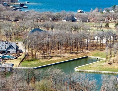 This exceptional 1.853-acre estate lot offers 300 feet of on Pinnacle Golf and Boat Club in Texas - for sale on GolfHomes.com, golf home, golf lot