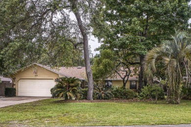 Updated Bluewater Bay home, NO HOA! This beautifully maintained on Golf Club at Bluewater Bay Resort in Florida - for sale on GolfHomes.com, golf home, golf lot