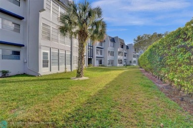 Welcome to this beautifully remodeled first floor, 1-bedroom, 1 on Oriole Golf and Tennis Club in Florida - for sale on GolfHomes.com, golf home, golf lot