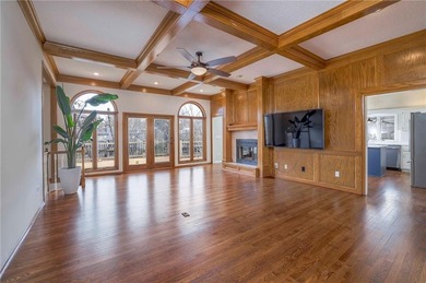 Stunning lakefront home in sought after Lakewood community! on Lakewood Oaks Golf Club, Ltd. in Missouri - for sale on GolfHomes.com, golf home, golf lot