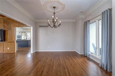 Stunning lakefront home in sought after Lakewood community! on Lakewood Oaks Golf Club, Ltd. in Missouri - for sale on GolfHomes.com, golf home, golf lot