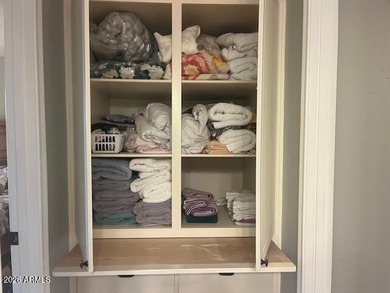 Great 2 bedroom 2 bath home in the heart of Apache Wells 55+ on Apache Wells Country Club in Arizona - for sale on GolfHomes.com, golf home, golf lot