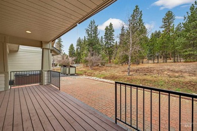Beautiful Craftsman-style home located in the desirable on Meadowcreek Golf Resort in Idaho - for sale on GolfHomes.com, golf home, golf lot