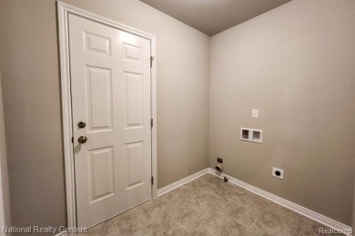 Award Winning Clearview Homes is Building Awesome Condo's on the on Rolling Hills Golf Club in Michigan - for sale on GolfHomes.com, golf home, golf lot