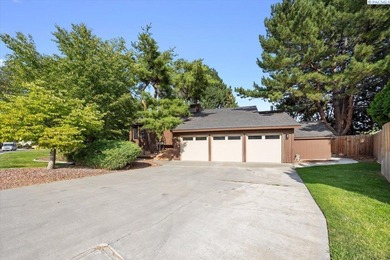 Live where elegance meets ease, at a cost of $139 per square on Meadow Springs Country Club in Washington - for sale on GolfHomes.com, golf home, golf lot