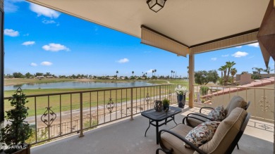 This gorgeous recently updated 3-bedroom residence located on The Lakes at Ahwatukee in Arizona - for sale on GolfHomes.com, golf home, golf lot