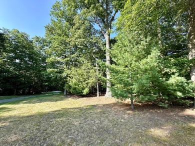 Close to the front entrance of Glade Springs Resort, this lot on Glade Springs Resort Golf Course in West Virginia - for sale on GolfHomes.com, golf home, golf lot