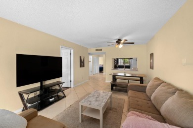 Welcome to beautiful FEATHER SOUND & The *CLUB AT FEATHER SOUND* on Feather Sound Country Club in Florida - for sale on GolfHomes.com, golf home, golf lot
