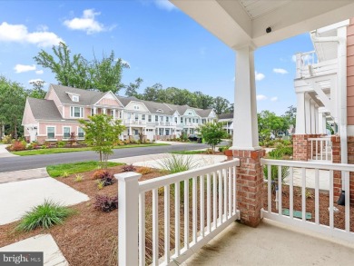 Welcome to this like-new, beautifully maintained townhome on The Peninsula Golf and Country Club in Delaware - for sale on GolfHomes.com, golf home, golf lot