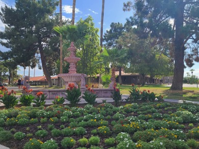 This charming 1-bedroom, 1.5-bathroom home with an Arizona room on Viewpoint Golf Resort in Arizona - for sale on GolfHomes.com, golf home, golf lot