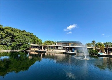 Waterfront townhome on Loch Lomond East across from Miami Lakes on Don Shulas Golf Course and Club in Florida - for sale on GolfHomes.com, golf home, golf lot