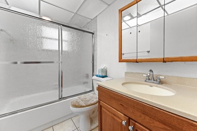 Waking distance to Burgundy Pool.This ground-floor 2-bedroom on Kings Point Golf -Flanders Way in Florida - for sale on GolfHomes.com, golf home, golf lot