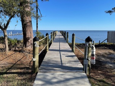 Welcome to the last bit of Florida paradise! 148-150 White on St. James Bay in Florida - for sale on GolfHomes.com, golf home, golf lot