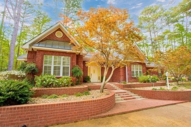 Welcome to this Traditional Red Brick home located on a highly on Hide-A-Way Lake Golf Course in Texas - for sale on GolfHomes.com, golf home, golf lot