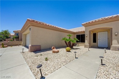 Welcome this beautiful home in Sun City Summerlin! This spacious on Highland Falls Golf Club in Nevada - for sale on GolfHomes.com, golf home, golf lot