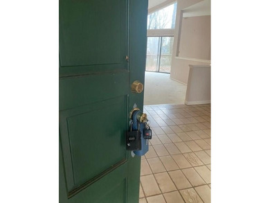 EXCELLENT OPPORTUNITY FOR REHAB AND FILP OR SWEAT EQUITY on Rivermont Golf and Country Club in Georgia - for sale on GolfHomes.com, golf home, golf lot