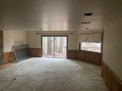 EXCELLENT OPPORTUNITY FOR REHAB AND FILP OR SWEAT EQUITY on Rivermont Golf and Country Club in Georgia - for sale on GolfHomes.com, golf home, golf lot