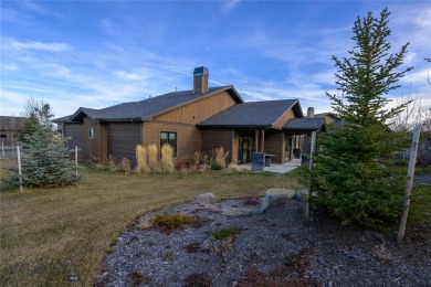 Well maintained, modern, move in ready bungalow in the highly on Black Bull Golf Community in Montana - for sale on GolfHomes.com, golf home, golf lot