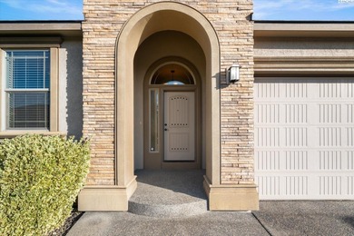 Welcome to carefree living in Horn Rapids, Richland's premier on Horn Rapids Golf Club in Washington - for sale on GolfHomes.com, golf home, golf lot