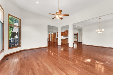 Come and revisit 201 Silver Oak Lane with a NEW PRICE this is an on Ledgestone Country Club and Golf Course in Missouri - for sale on GolfHomes.com, golf home, golf lot