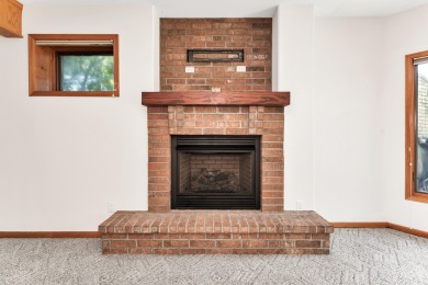 Come and revisit 201 Silver Oak Lane with a NEW PRICE this is an on Ledgestone Country Club and Golf Course in Missouri - for sale on GolfHomes.com, golf home, golf lot