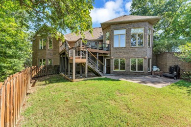 Come and revisit 201 Silver Oak Lane with a NEW PRICE this is an on Ledgestone Country Club and Golf Course in Missouri - for sale on GolfHomes.com, golf home, golf lot