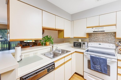 Unbelievable Price Drop! Seller said to get this Condo SOLD!!
 on Golf Club at Bluewater Bay Resort in Florida - for sale on GolfHomes.com, golf home, golf lot