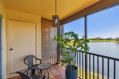 Location, lifestyle, and effortless convenience come together in on Feather Sound Country Club in Florida - for sale on GolfHomes.com, golf home, golf lot