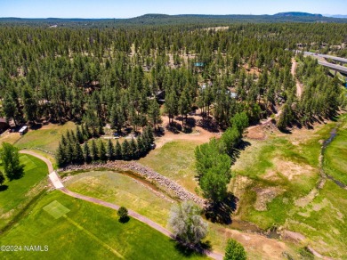 Welcome to your canvas of possibilities! This vacant parcel of on Pinewood Country Club in Arizona - for sale on GolfHomes.com, golf home, golf lot