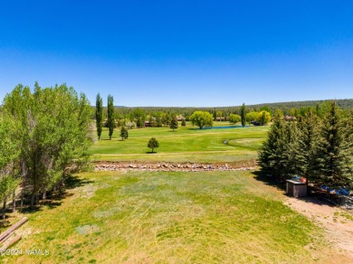 Welcome to your canvas of possibilities! This vacant parcel of on Pinewood Country Club in Arizona - for sale on GolfHomes.com, golf home, golf lot