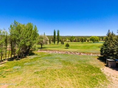 Welcome to your canvas of possibilities! This vacant parcel of on Pinewood Country Club in Arizona - for sale on GolfHomes.com, golf home, golf lot