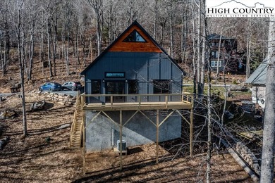 New Construction on Beech Mountain! 
This thoughtfully designed on Beech Mountain Club in North Carolina - for sale on GolfHomes.com, golf home, golf lot