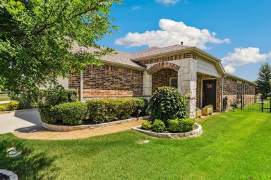 Beautifully maintained one-story home nestled in the on Frisco Lakes Golf Course in Texas - for sale on GolfHomes.com, golf home, golf lot