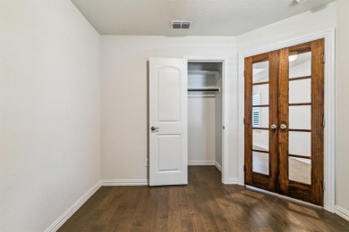 Beautifully maintained one-story home nestled in the on Frisco Lakes Golf Course in Texas - for sale on GolfHomes.com, golf home, golf lot