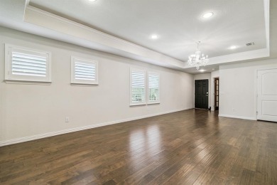 Beautifully maintained one-story home nestled in the on Frisco Lakes Golf Course in Texas - for sale on GolfHomes.com, golf home, golf lot