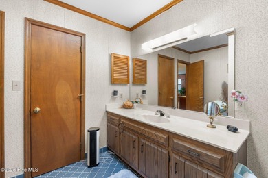 GRANDIOSE, CUSTOM BUILT HOME WITH LARGE SPACES THROUGHOUT ON on Brandywine Bay Golf Club in North Carolina - for sale on GolfHomes.com, golf home, golf lot