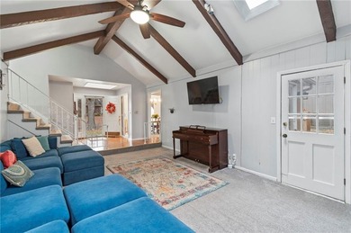 South Red Bridge living at its best. Welcome to a warm and on Minor Park Golf Course in Missouri - for sale on GolfHomes.com, golf home, golf lot