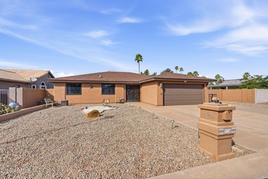 Discover this beautifully updated single-level home in the heart on Oakwood Golf Club  in Arizona - for sale on GolfHomes.com, golf home, golf lot
