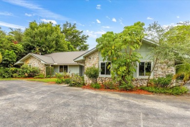 TRANQUIL RETREAT IN CRANE CREEK COUNTRY CLUB!!! Experience the on Martin Downs Country Club in Florida - for sale on GolfHomes.com, golf home, golf lot