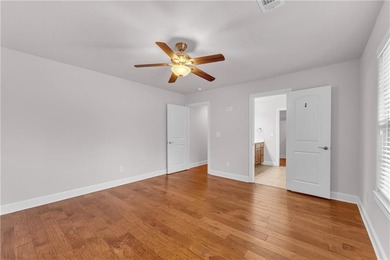 Charming Bella Vista home offering comfort, simplicity and a on Bella Vista Country Club - Berksdale in Arkansas - for sale on GolfHomes.com, golf home, golf lot