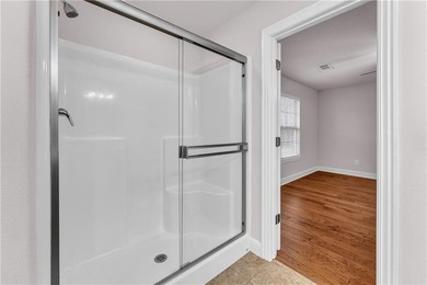 Charming Bella Vista home offering comfort, simplicity and a on Bella Vista Country Club - Berksdale in Arkansas - for sale on GolfHomes.com, golf home, golf lot