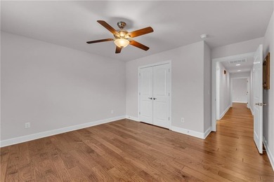 Charming Bella Vista home offering comfort, simplicity and a on Bella Vista Country Club - Berksdale in Arkansas - for sale on GolfHomes.com, golf home, golf lot