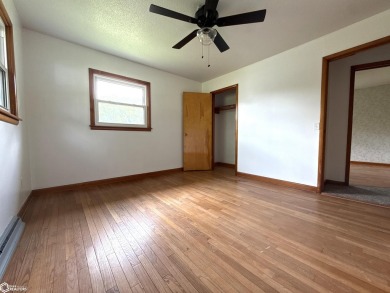 Charming  Affordable 3-Bedroom Home in North English, IA! Don't on Knoll Ridge Country Club in Iowa - for sale on GolfHomes.com, golf home, golf lot